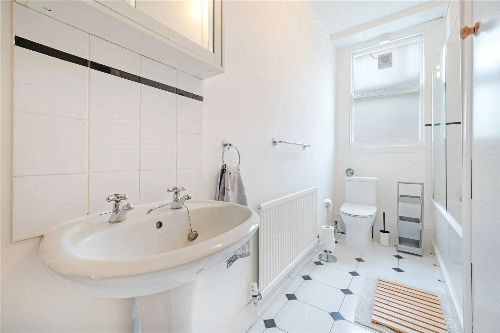 Brondesbury Villas, Queens Park, London, NW6