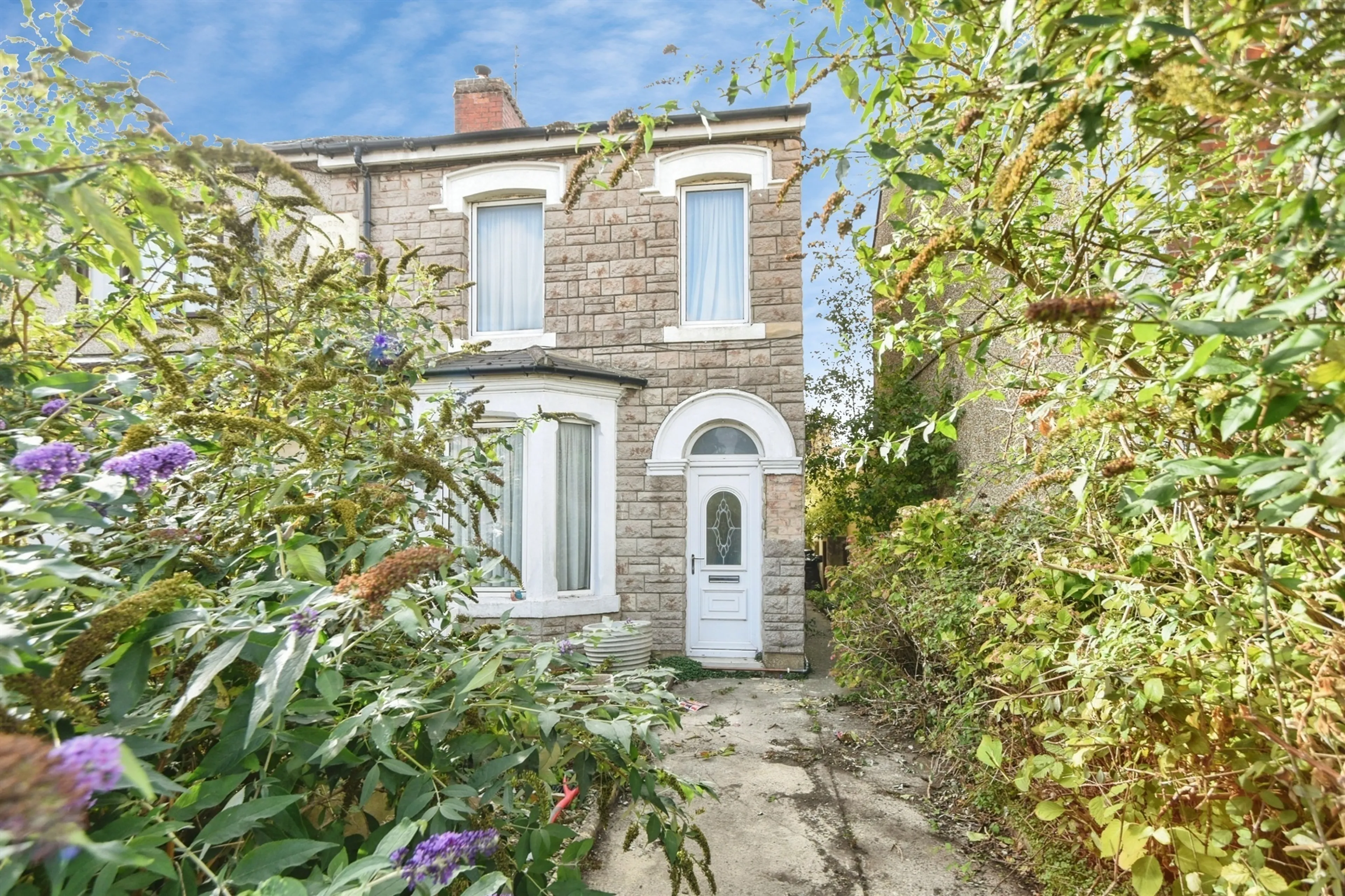 Property photo 0