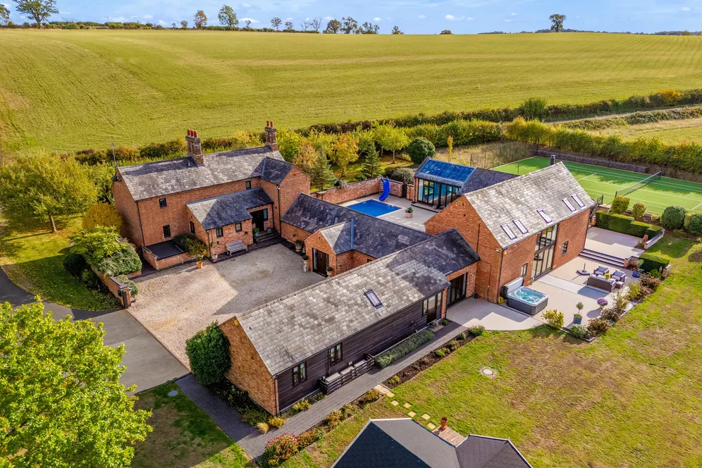 Walton Wood Farm, Walton, CV35 photo 15