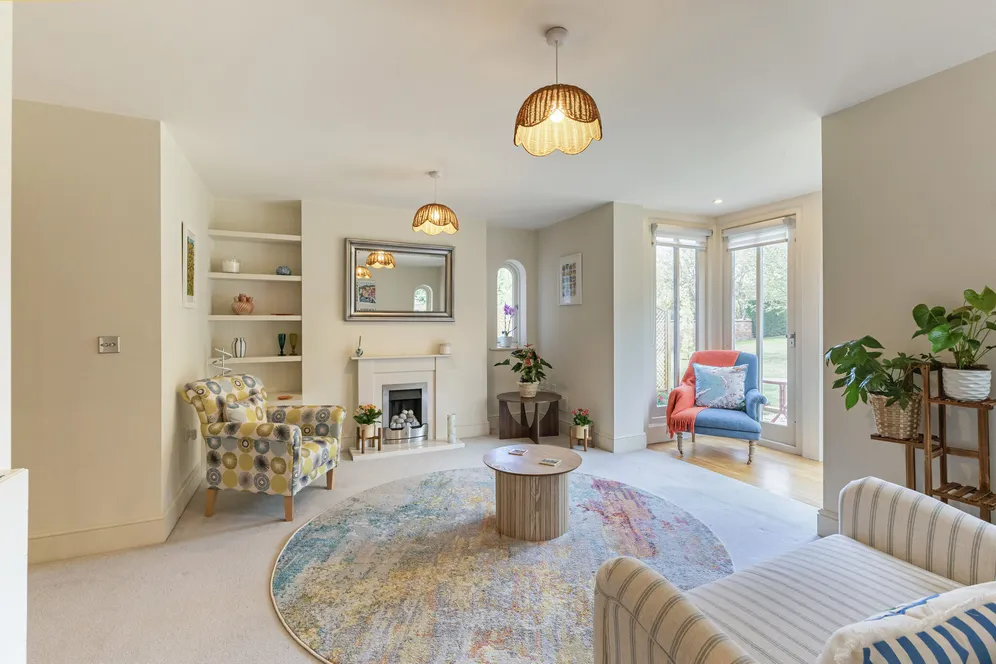 Sequoia Mews, Stratford-Upon-Avon, CV37 photo 2