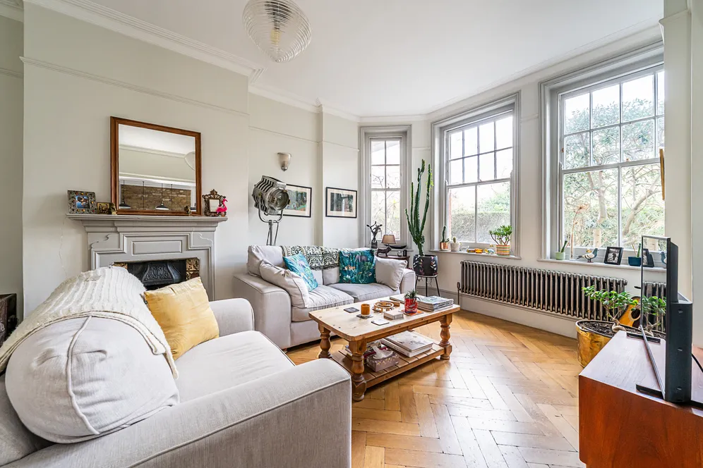 Prince Of Wales Drive, London, SW11 photo 15