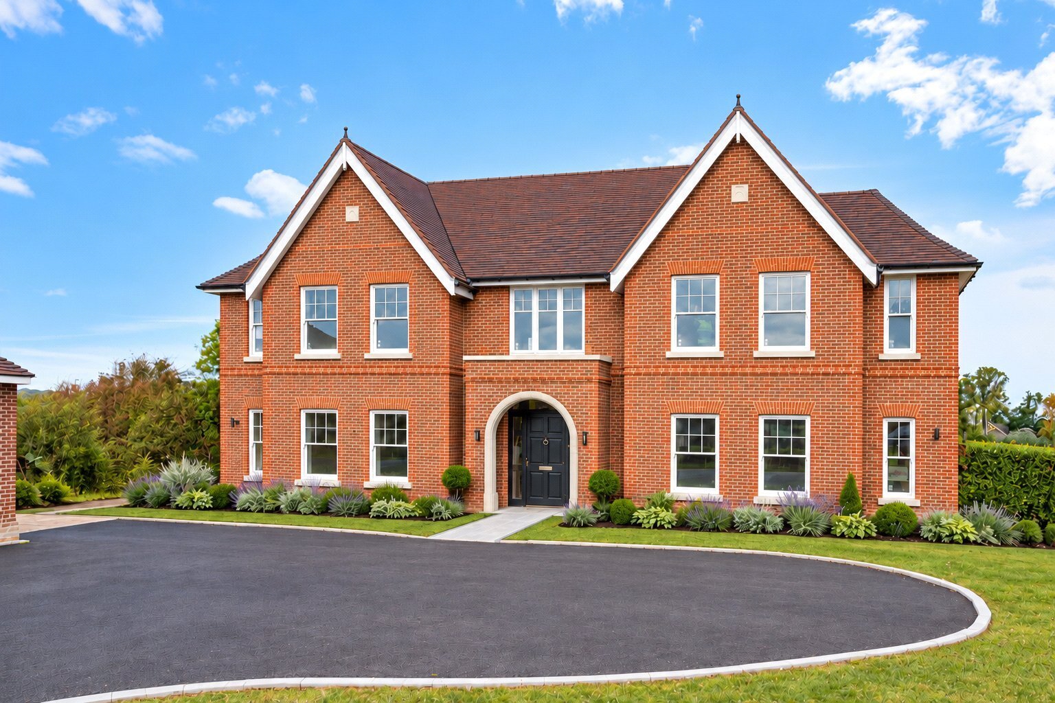 The Paddock, Hare Lane, Lingfield, Surrey, RH17 Image 1