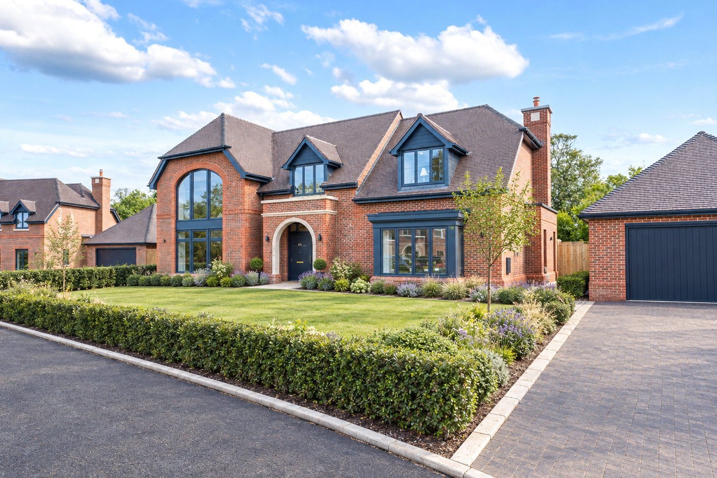 The Paddock, Hare Lane, Lingfield, Surrey, RH17 Image 1