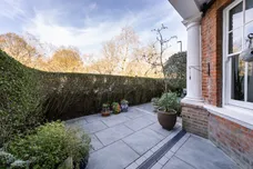 Prince Of Wales Drive, London, SW11 photo 37