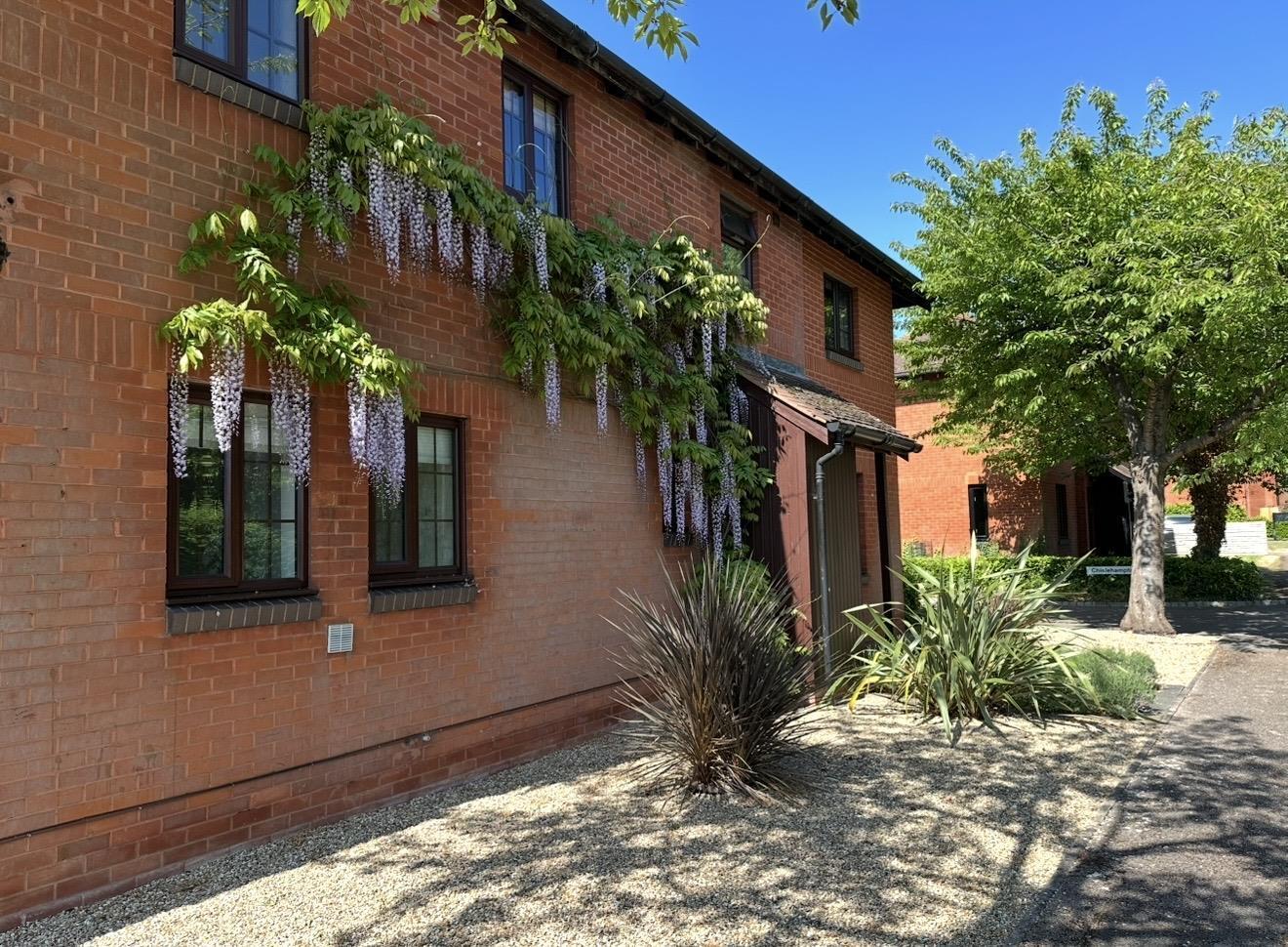 Newport Road, Woolstone, Milton Keynes, Bucks, MK15 0AS Image 16