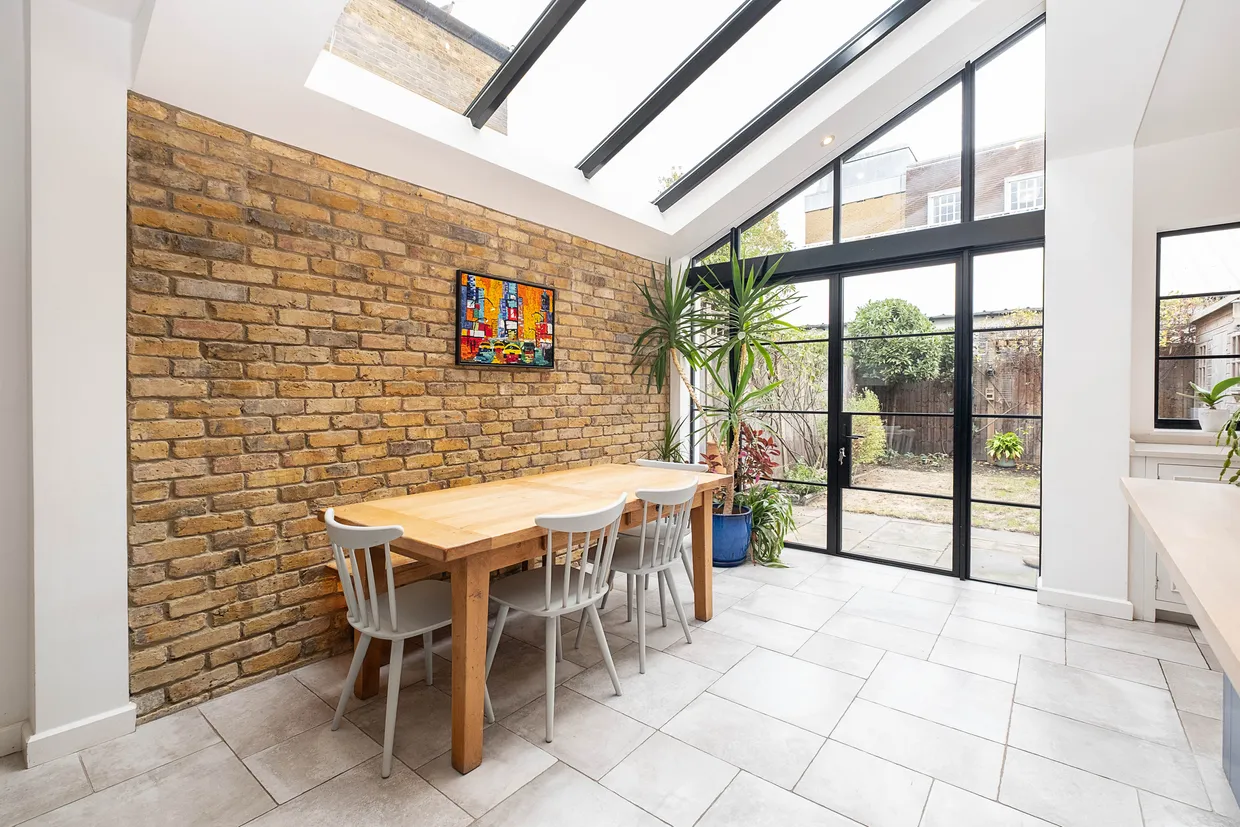 Portman Avenue, London, SW14 photo 5