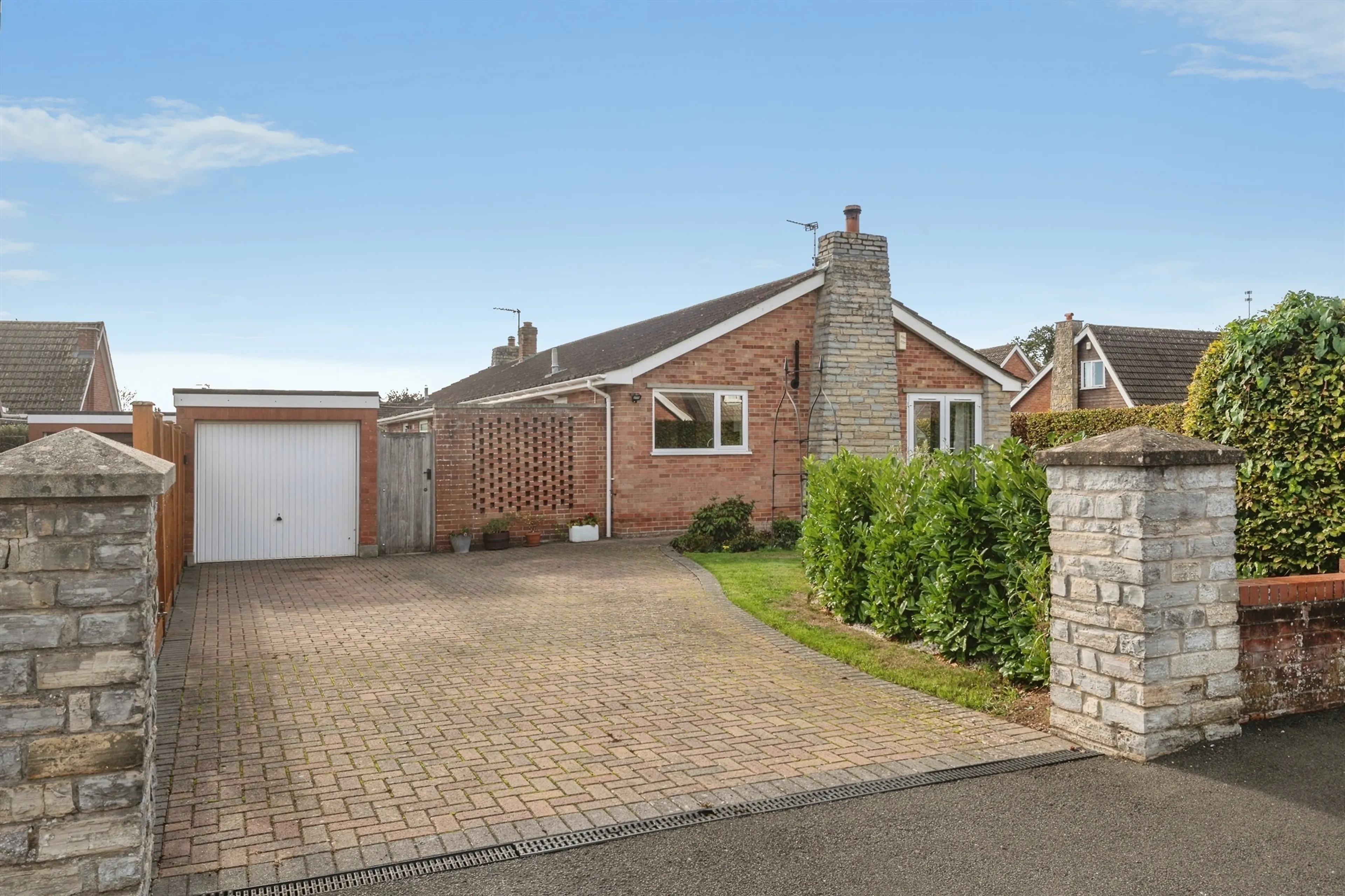 Property photo 0
