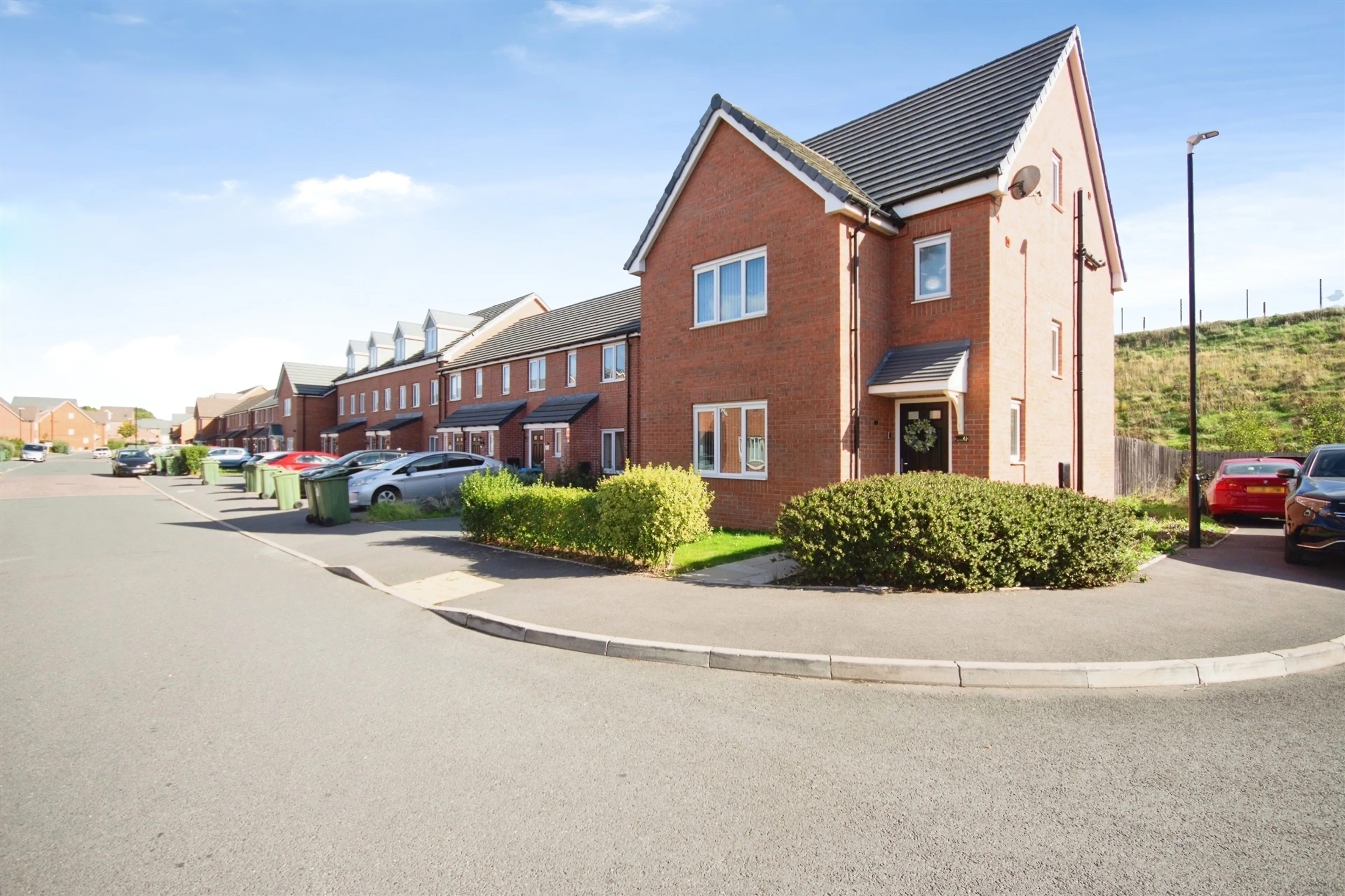 Property photo 0