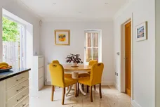 Foxhill Close, High Wycombe, HP13 photo 11