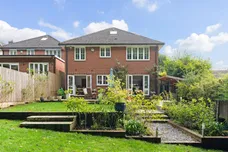 Foxhill Close, High Wycombe, HP13 photo 23
