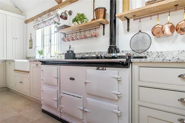 Brickyard Lane, Corfe Mullen, BH21 photo 5