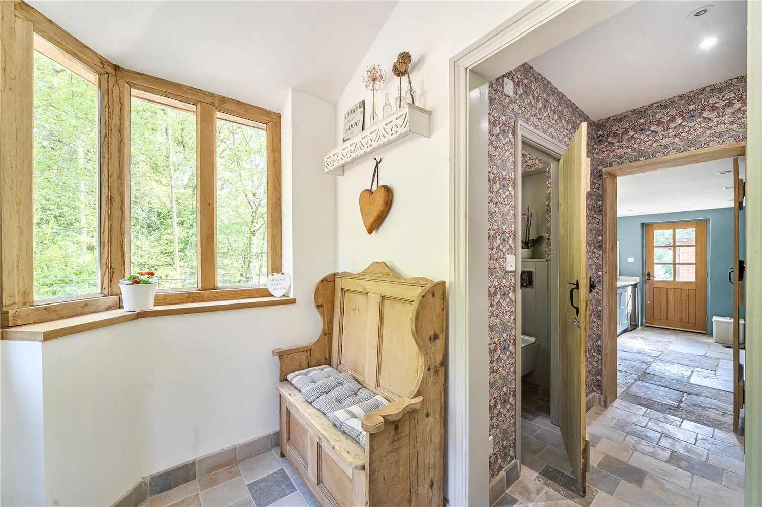Brickyard Lane, Corfe Mullen, BH21 photo 8
