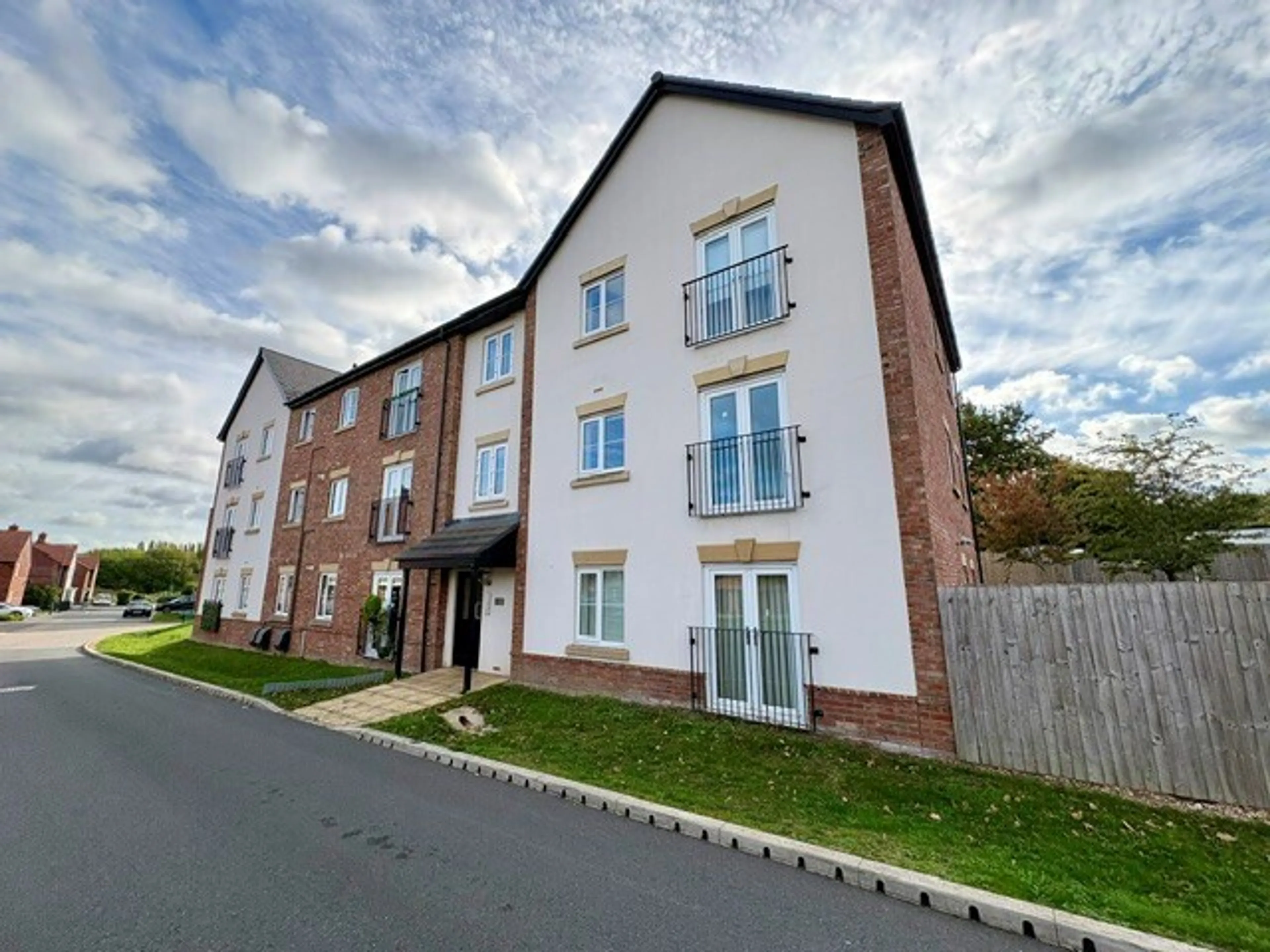 Property at Old Farm Drive, Marston Green, B37