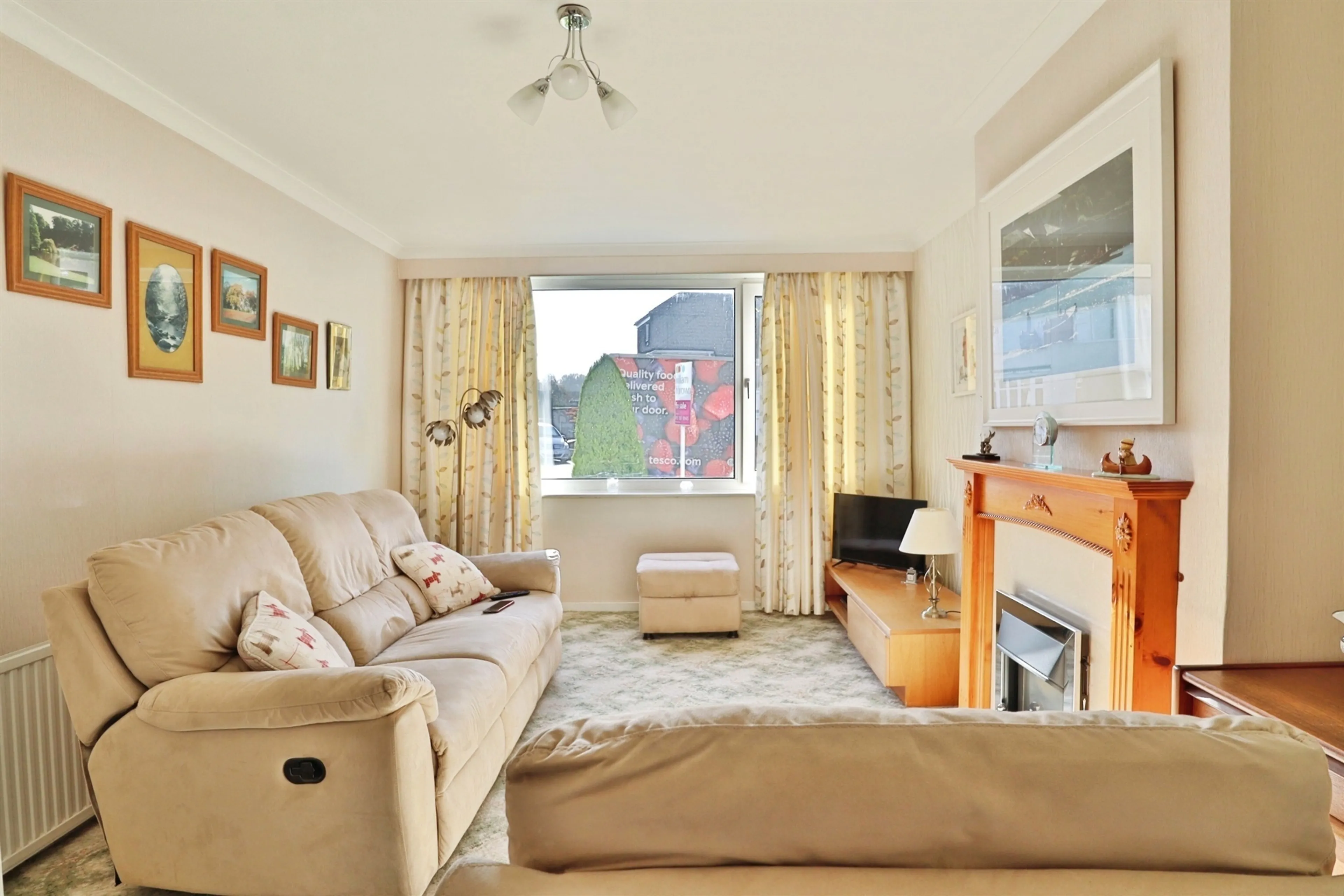 Property at Temple Park Close, Leeds