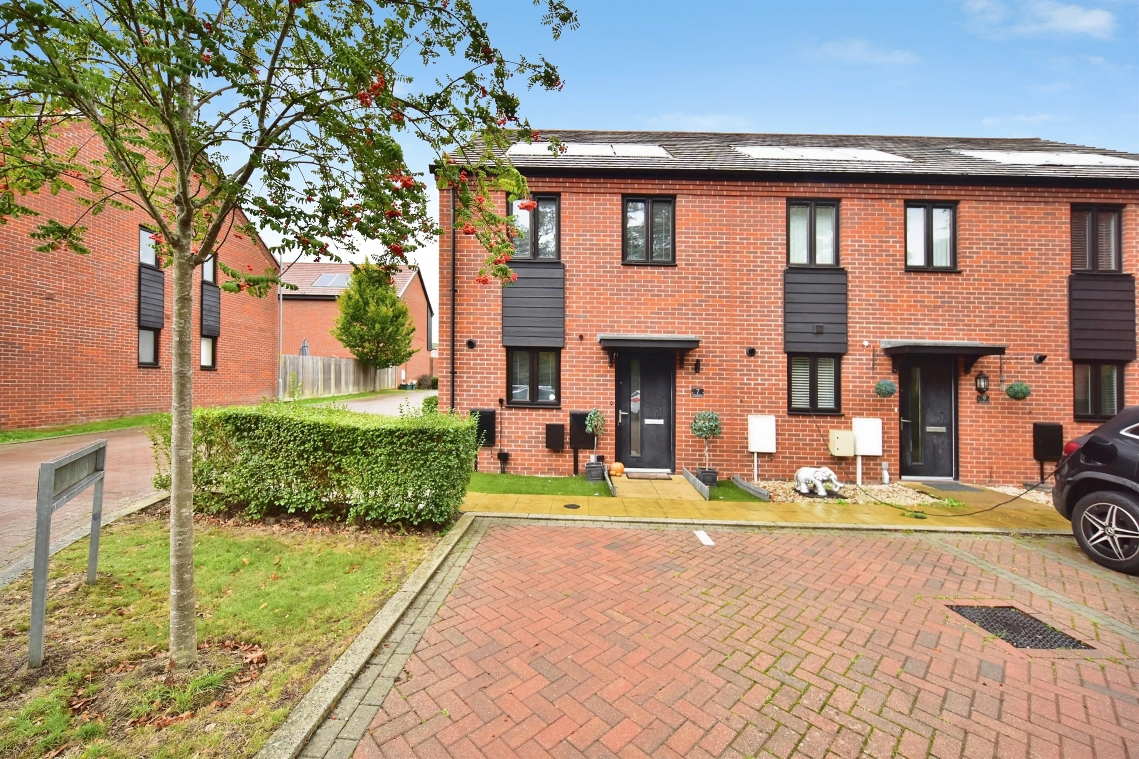 Property photo 0