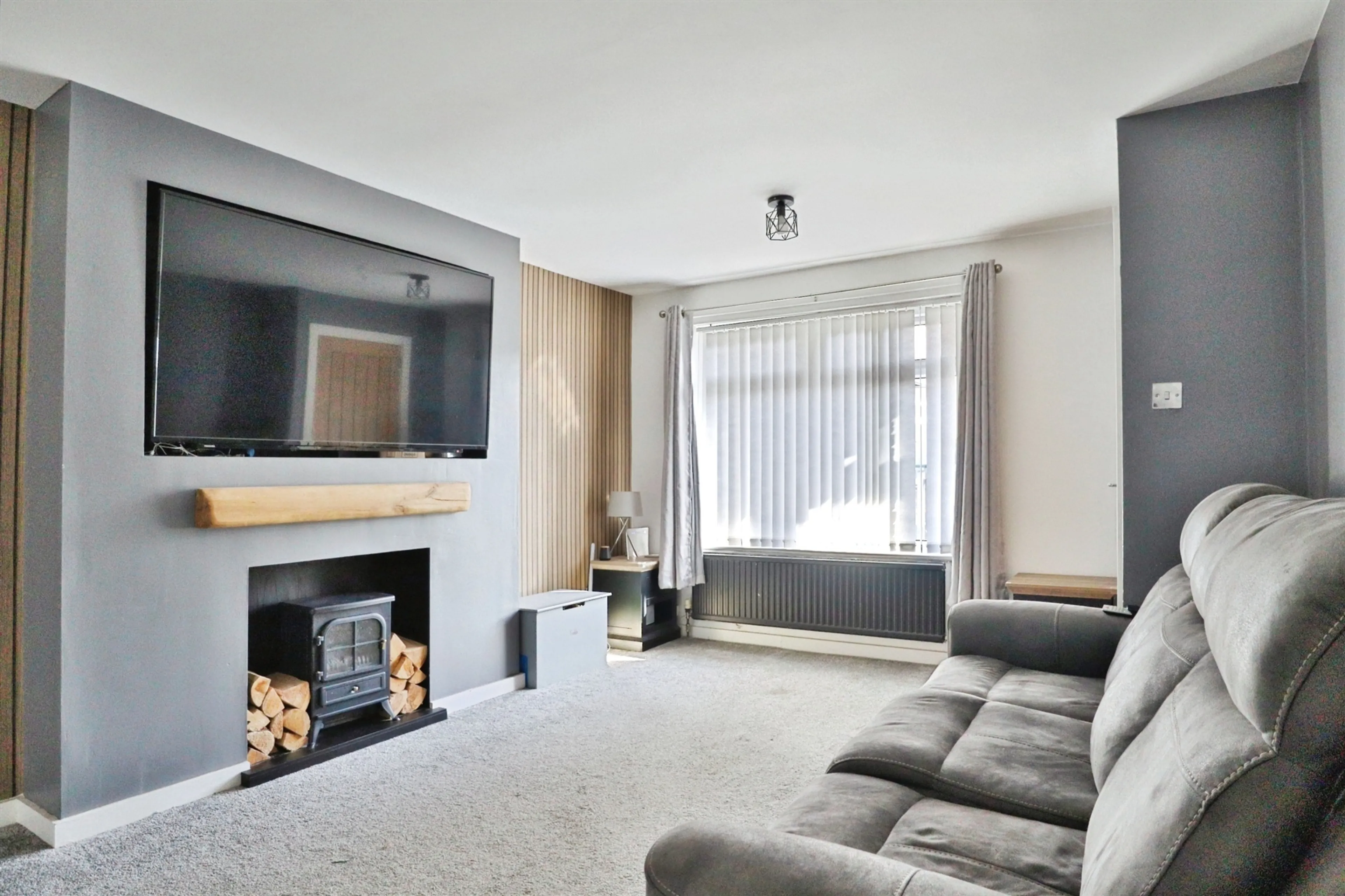 Property at White Laithe Gardens, LEEDS