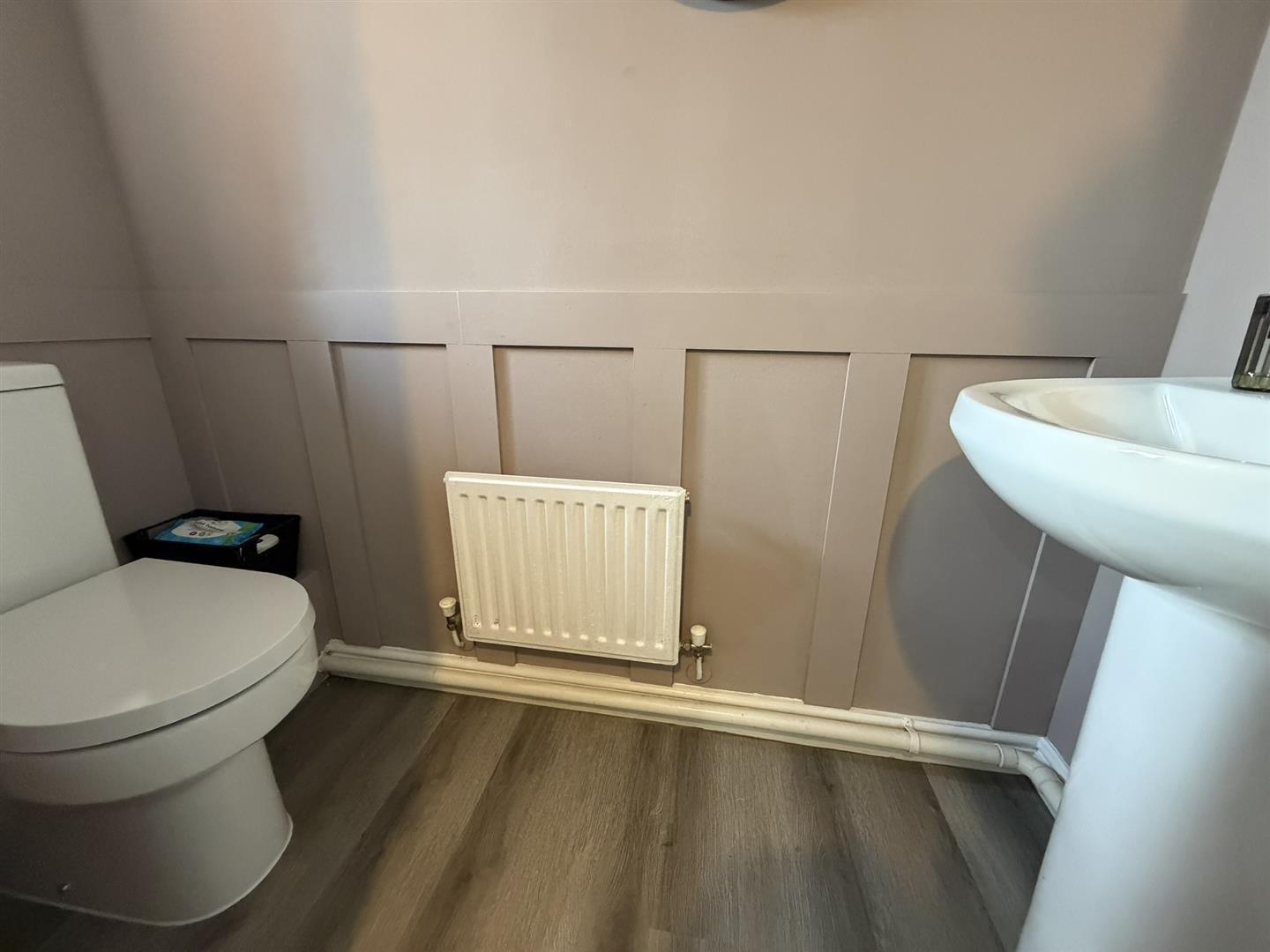 Nightingale Close, Daventry Image 12