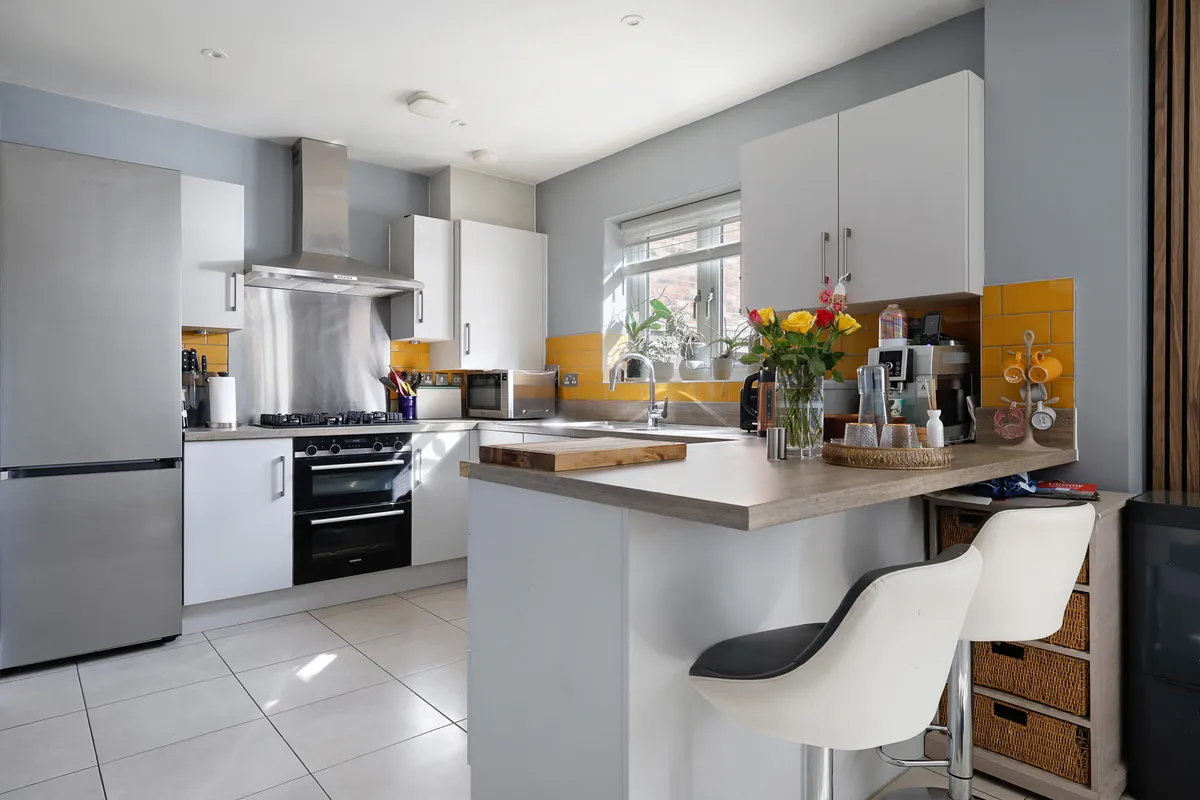 Drewell Close, Horley, Surrey, RH6