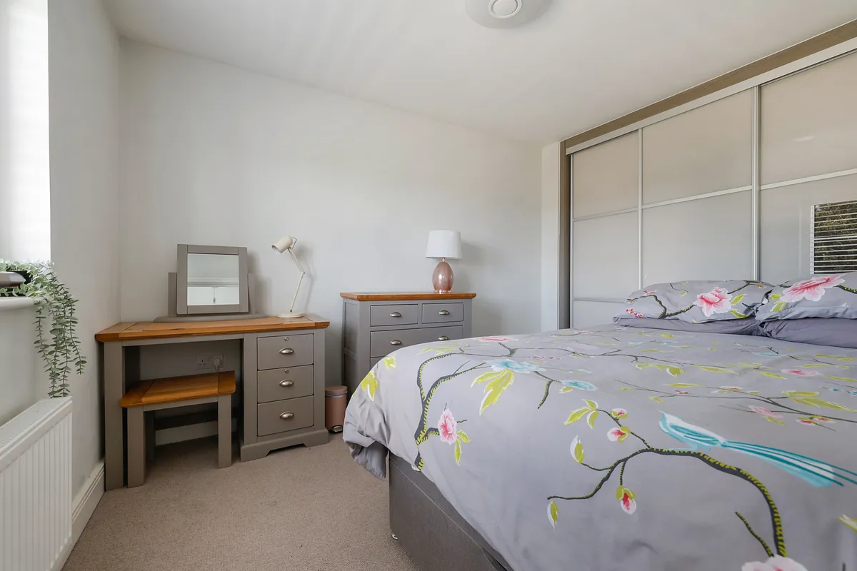 Drewell Close, Horley, Surrey, RH6