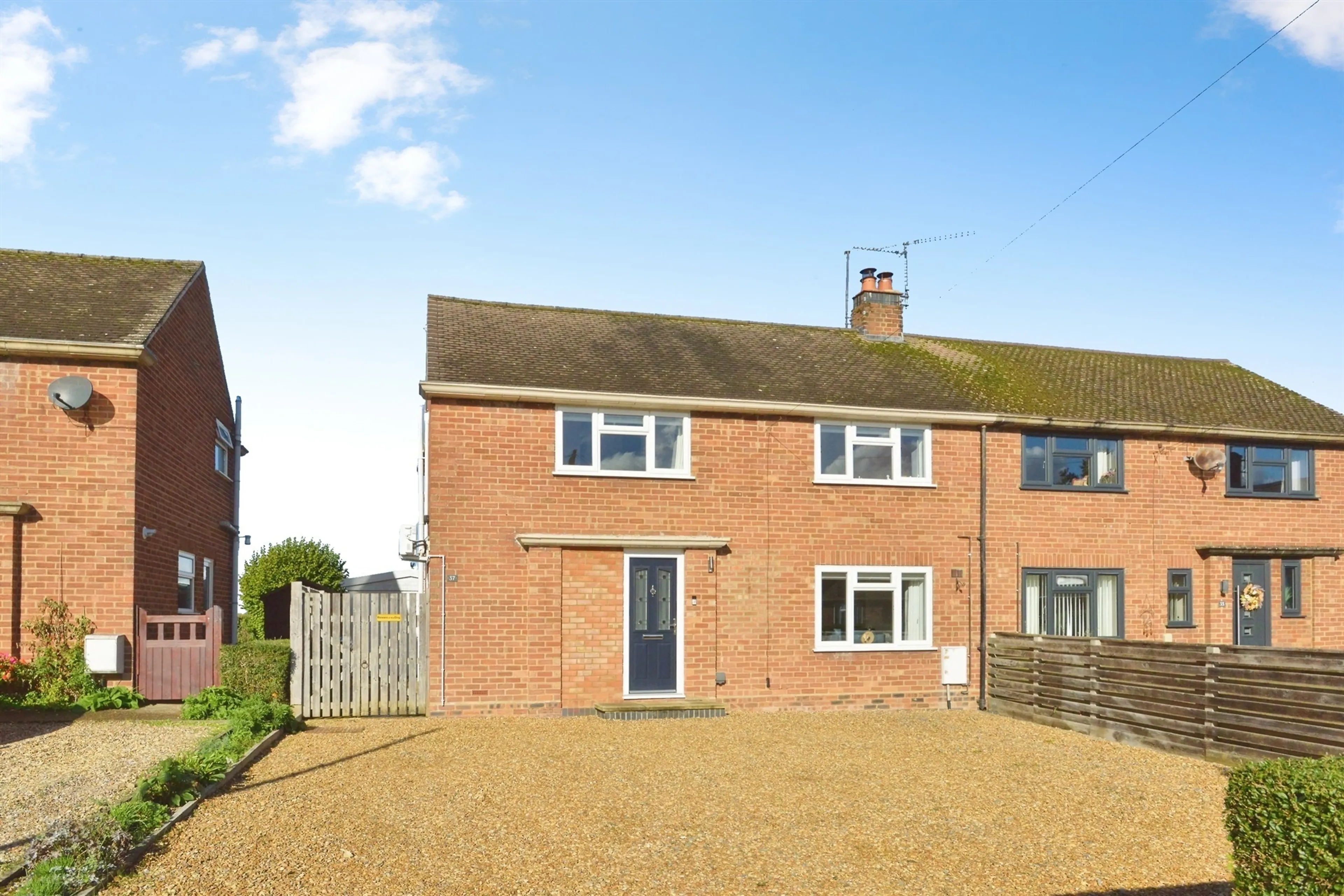 Property at Manor Close, Cosgrove, Milton Keynes