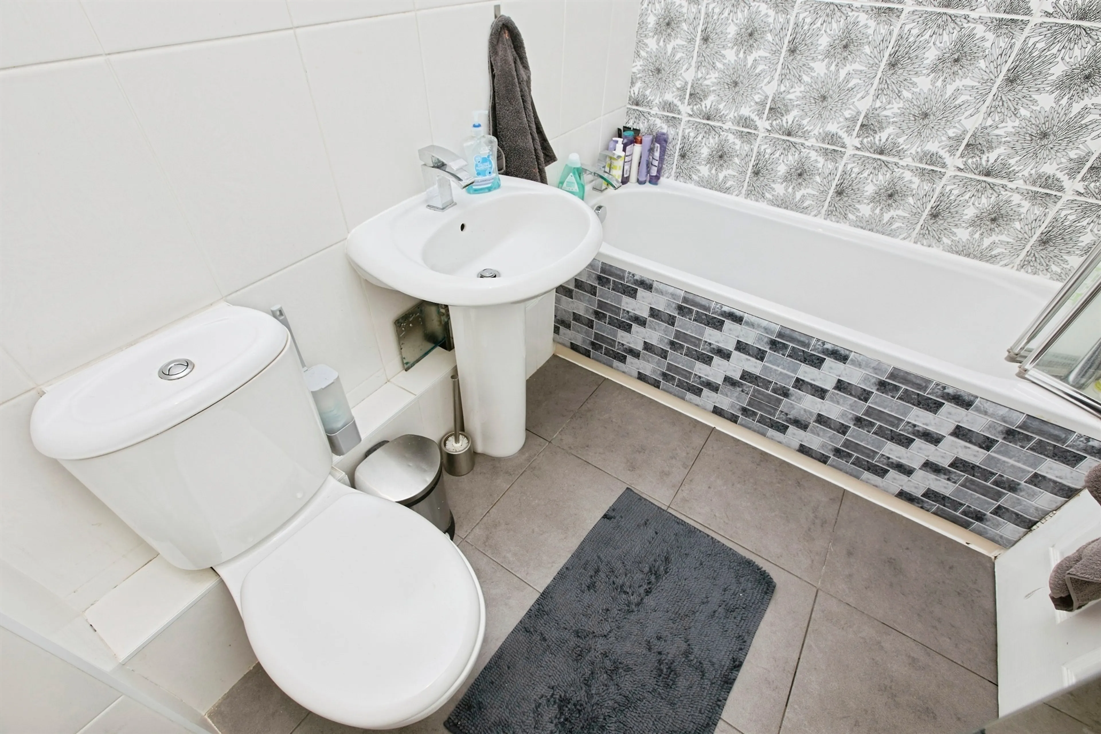 Property photo 24