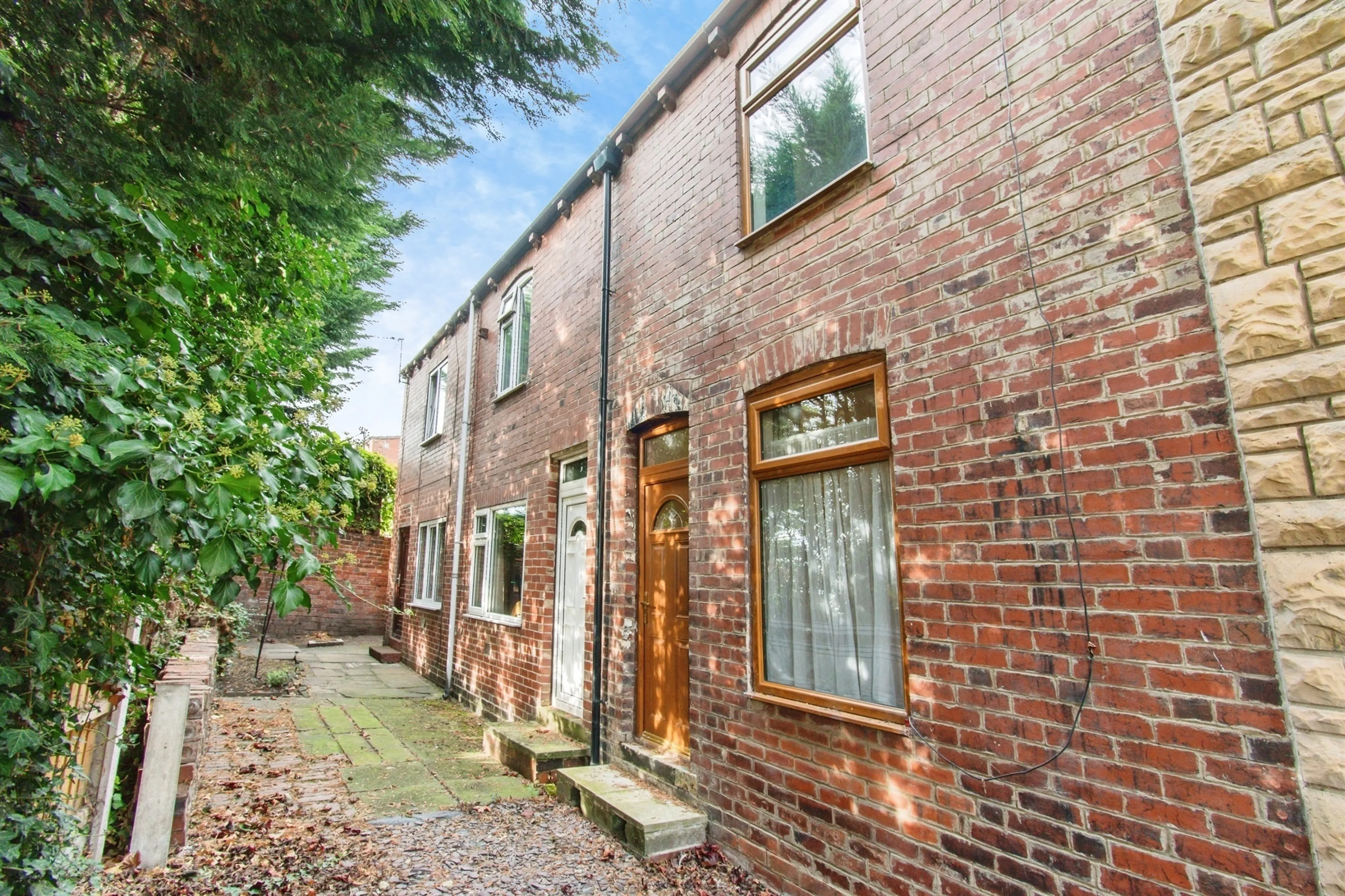Property at Holywell Dene, Castleford