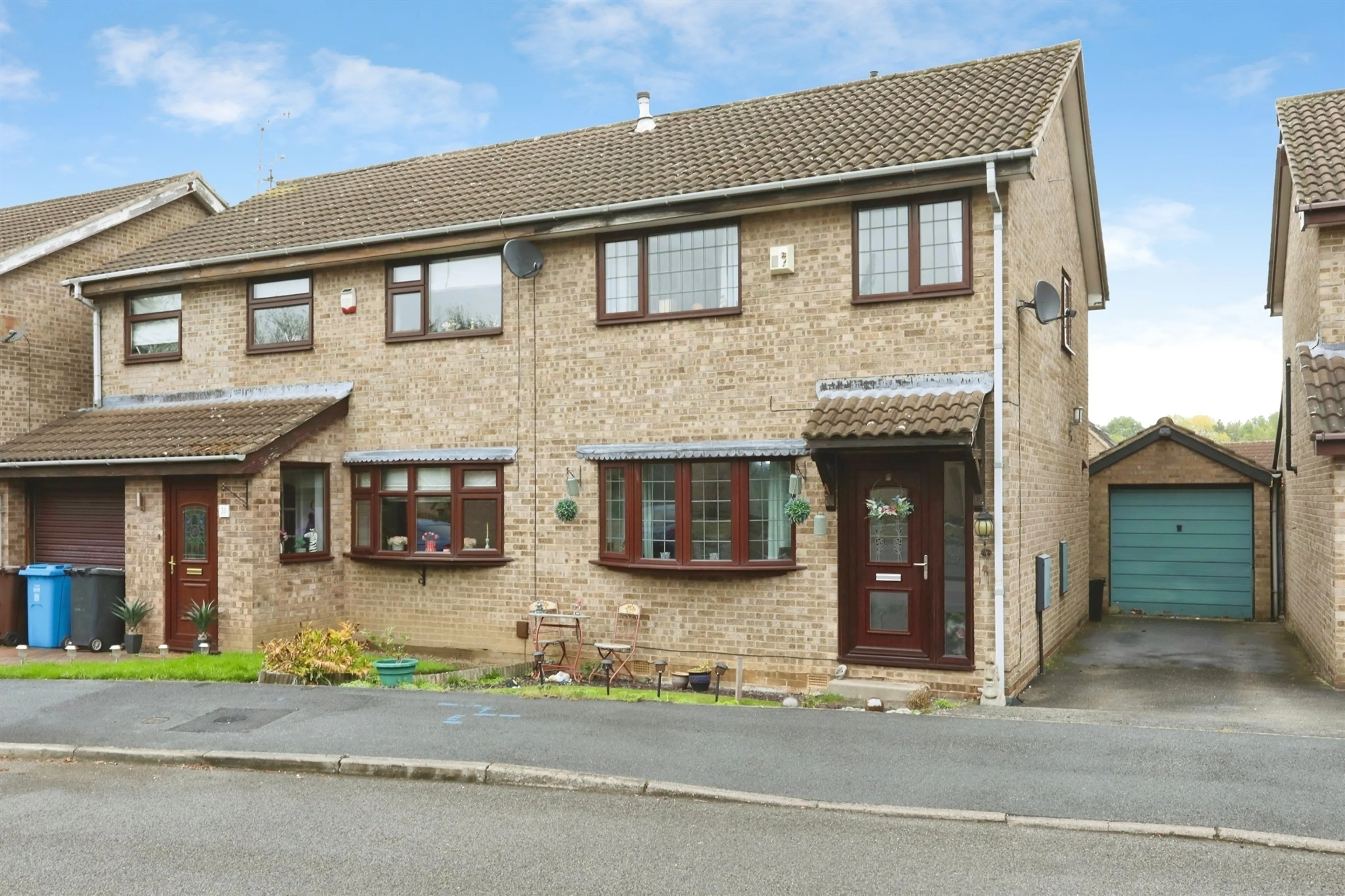 Property at Roydfield Drive, Waterthorpe, Sheffield