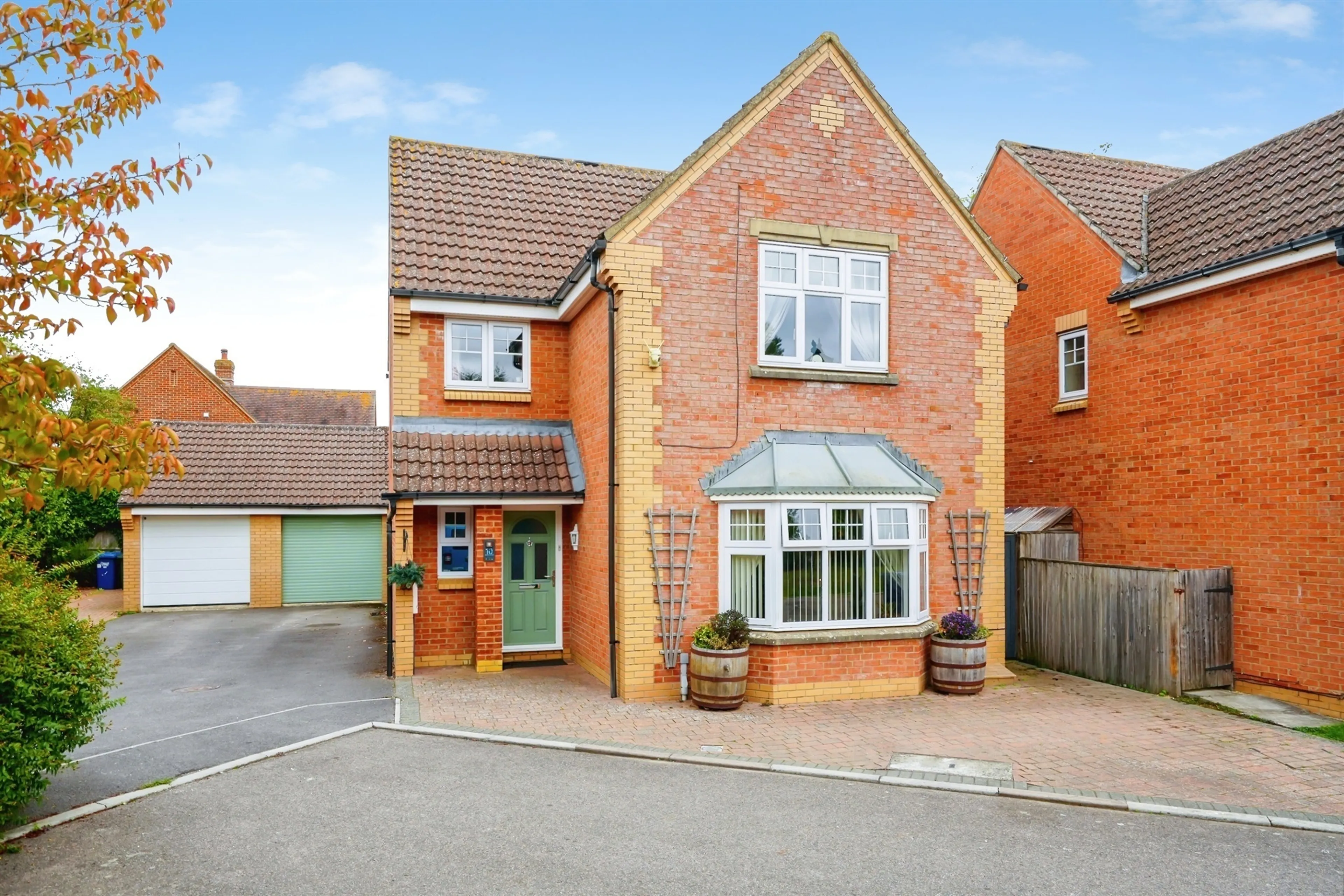 Property photo 0