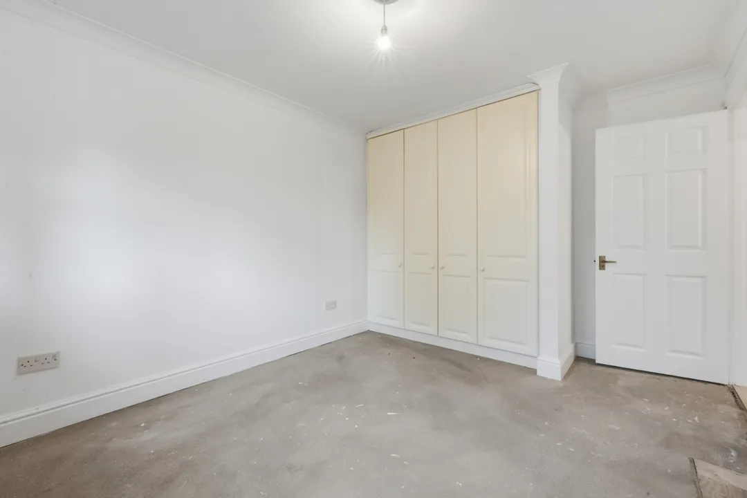 https://mr0.homeflow-assets.co.uk/files/photo/image/48628/2253/_x_/3f1bae4d598a1a101bde534beab8a575.jpg