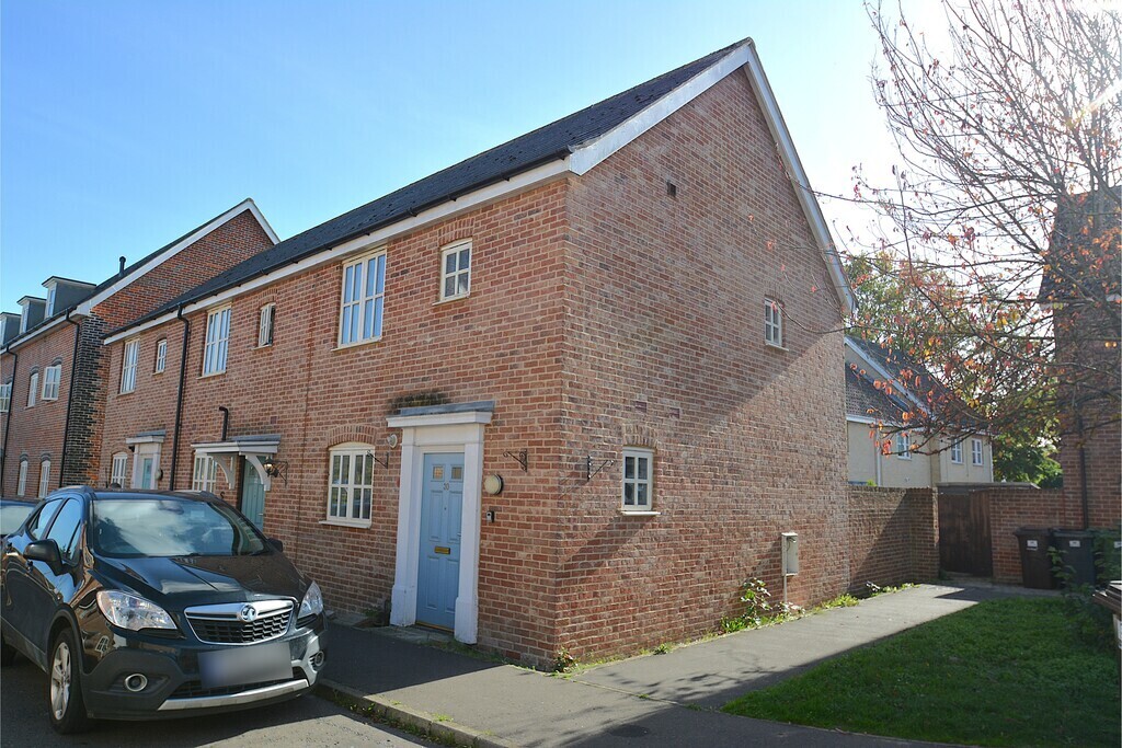 Tudor Rose Way, Harleston Image 1