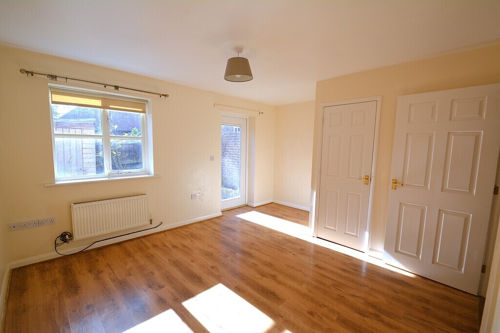 Tudor Rose Way, Harleston Image 4