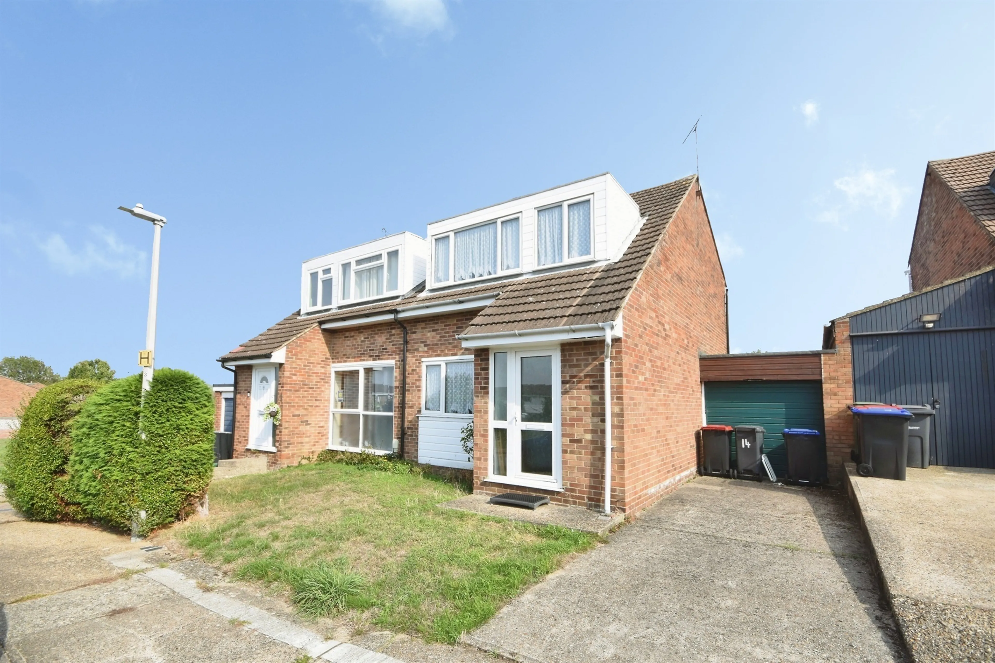 Property at Hood Gardens, Braintree