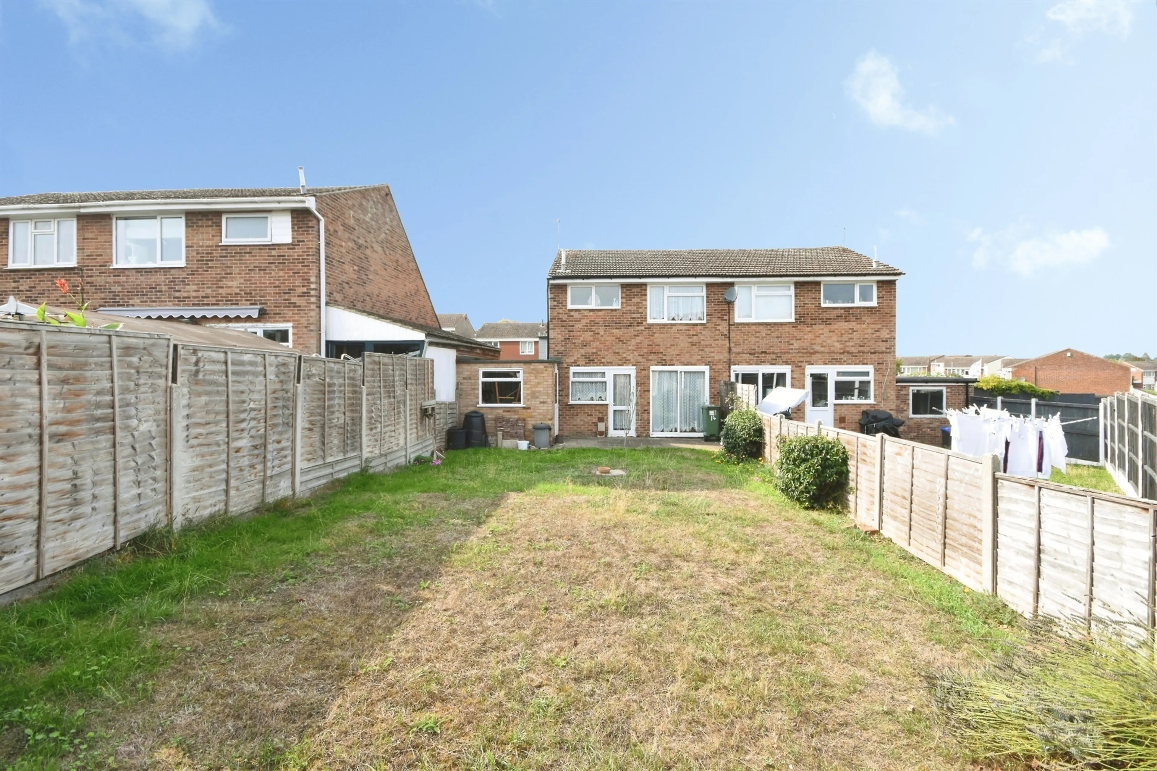 Property at Hood Gardens, Braintree