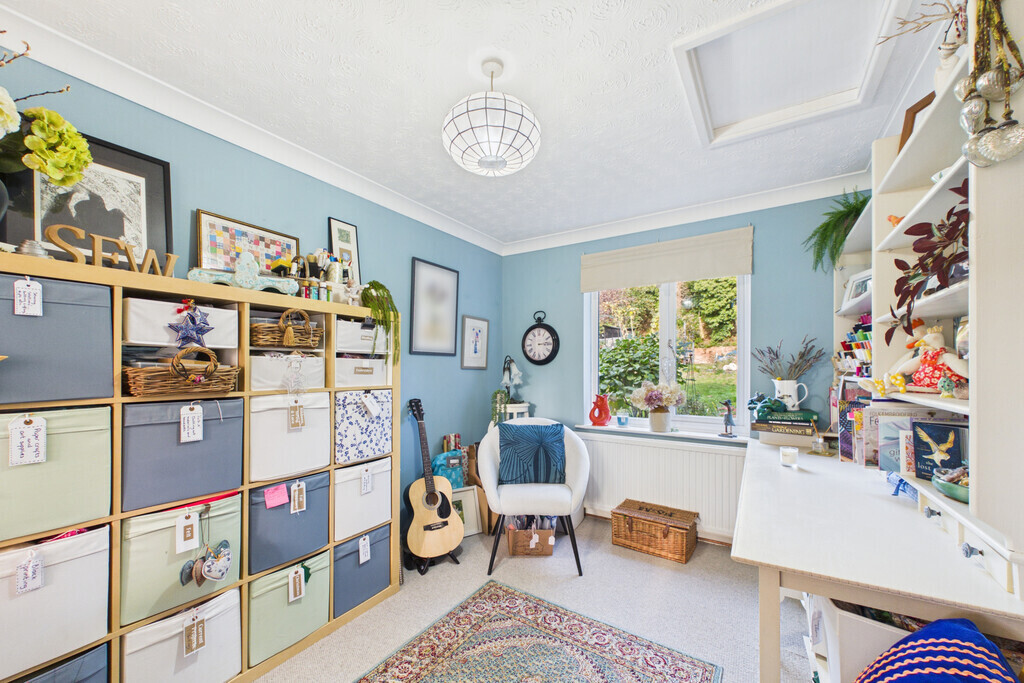 Sarsen Close, Halesworth Image 8