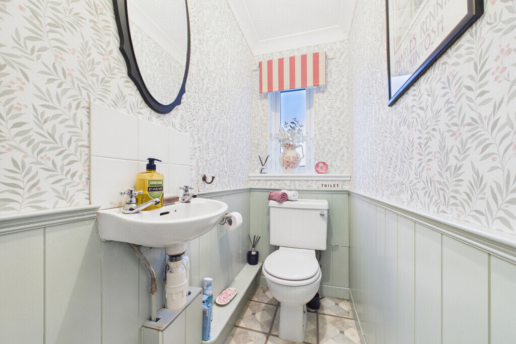 Sarsen Close, Halesworth Image 10