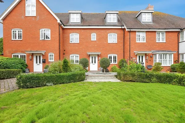Woolmer Close, Canterbury, Kent, CT1