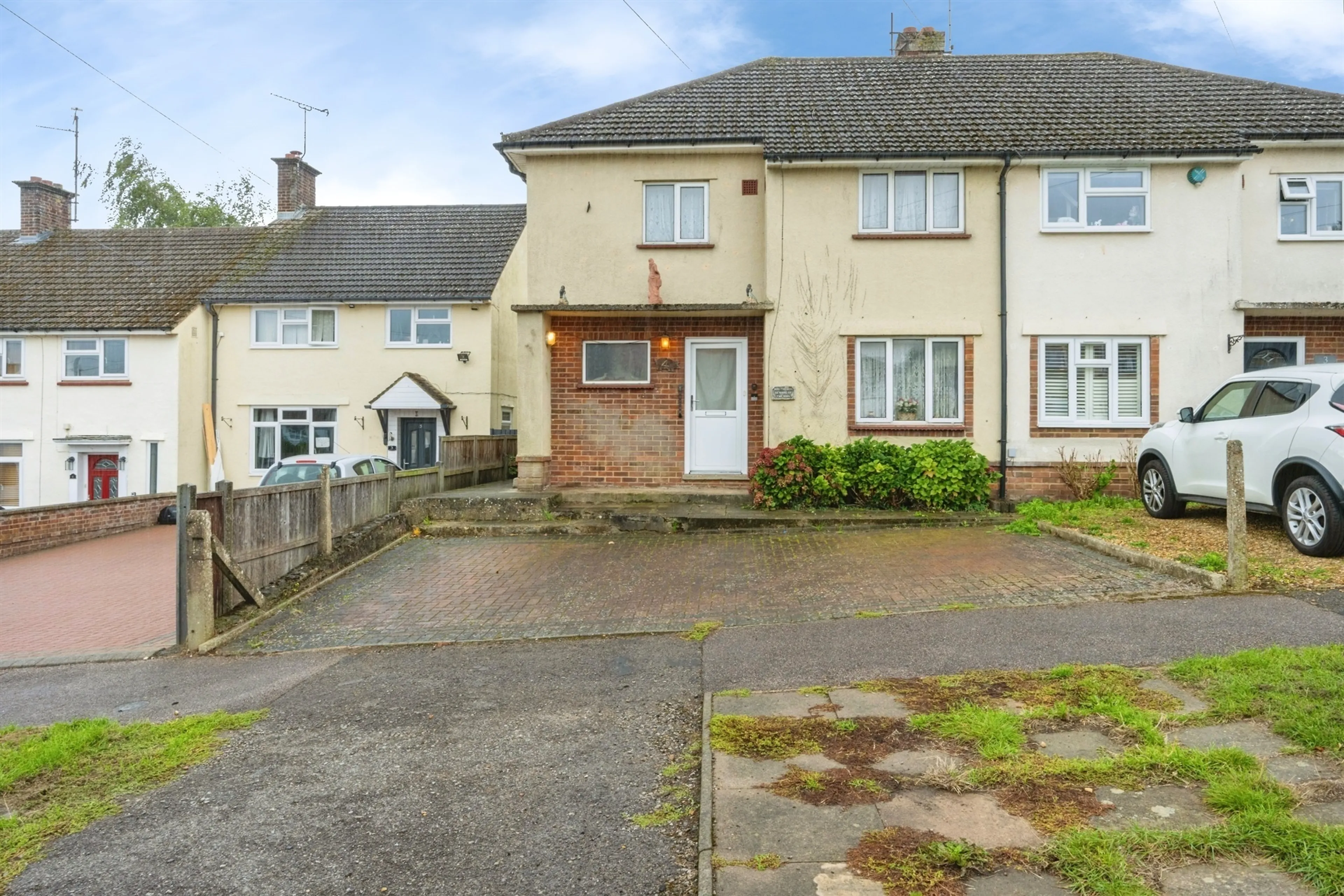Property at Hawthorn Close, Linslade, Leighton Buzzard