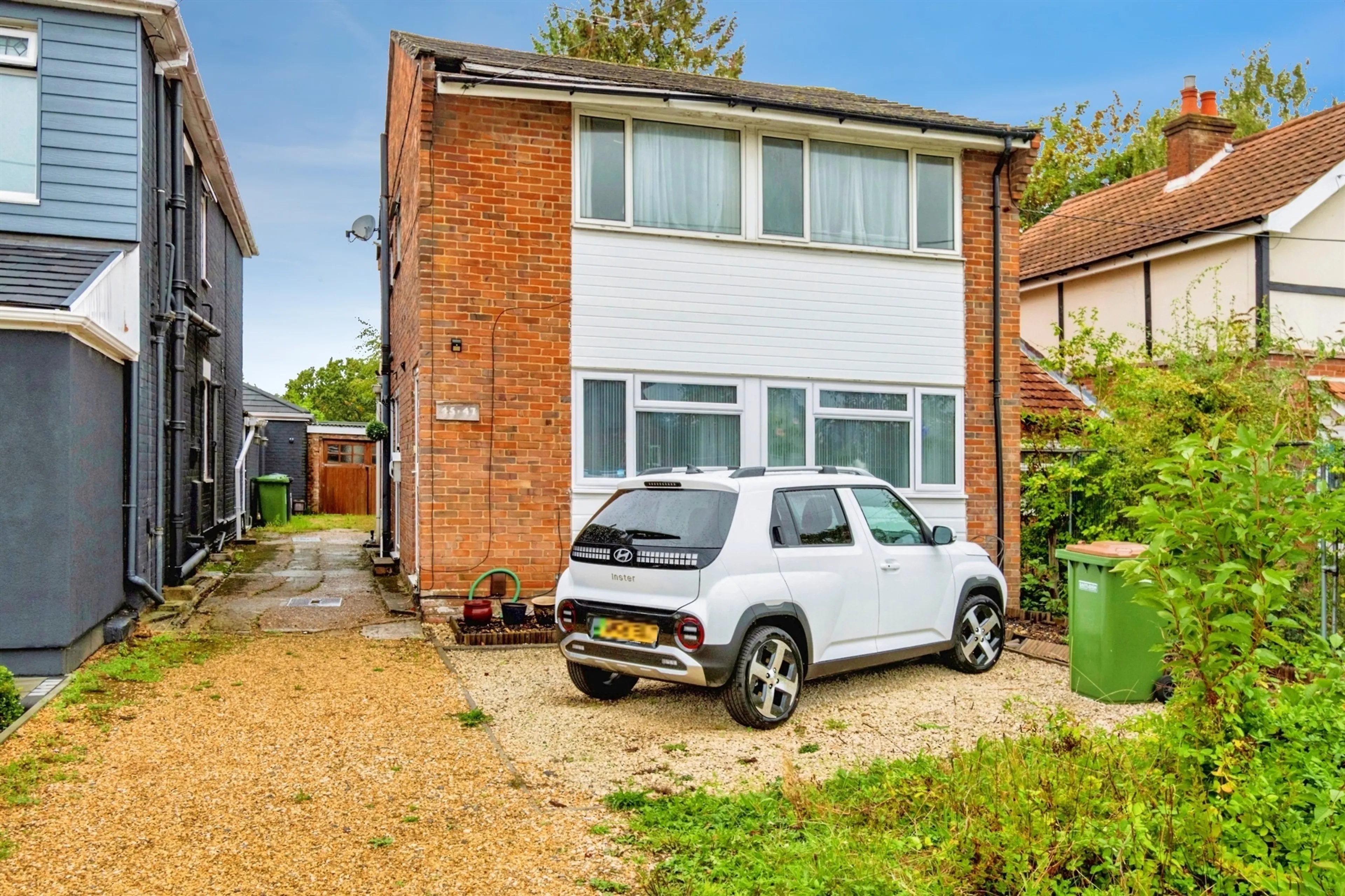 Property photo 0