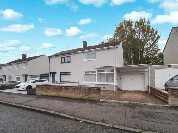 Avon Road, Bishopbriggs, Glasgow, Eas...