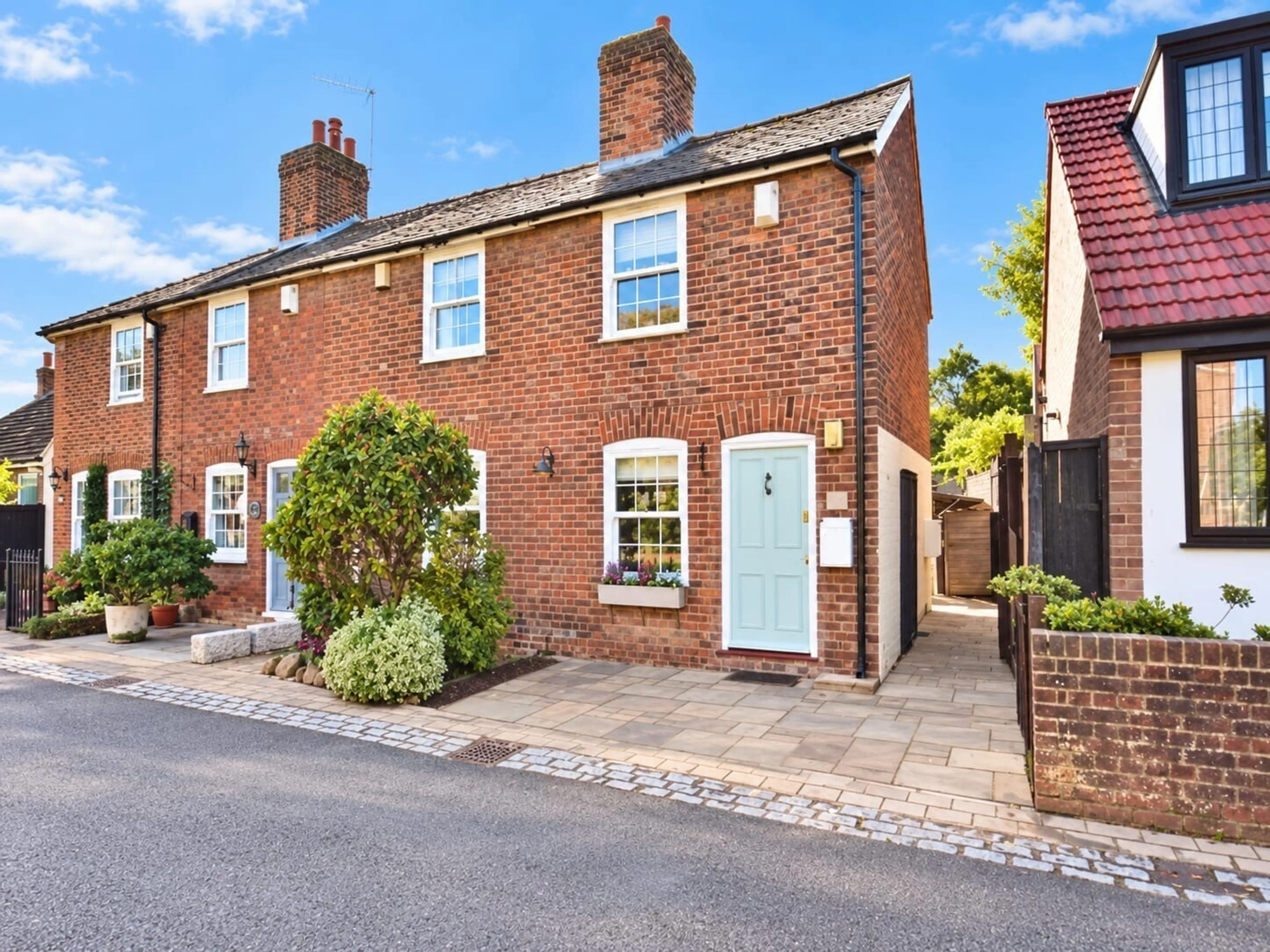 Property photo 0