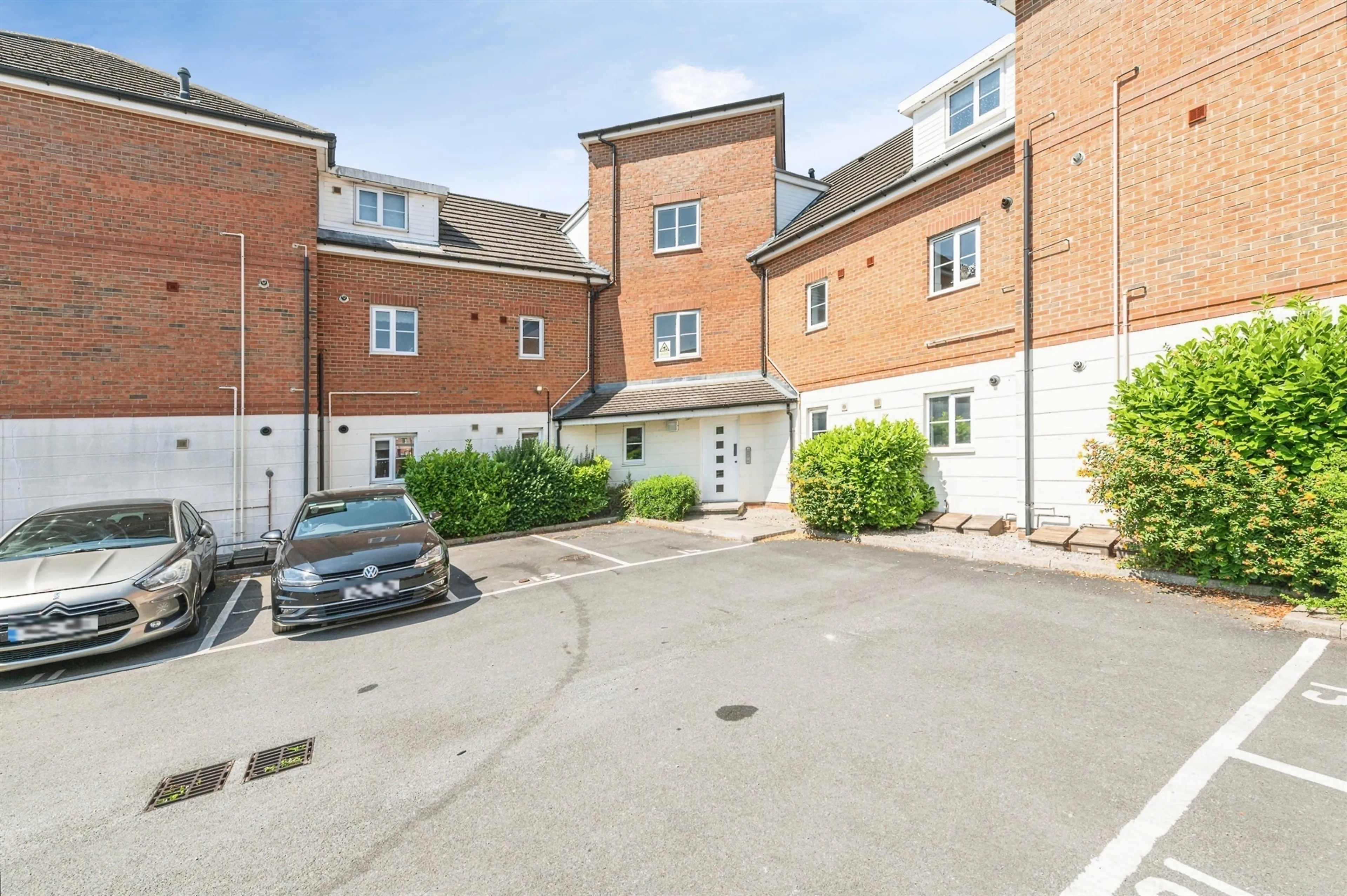 Property at Spindle Close, Dewsbury