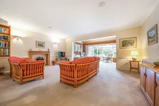 Grimsdyke Crescent, High Barnet, EN5 photo 2