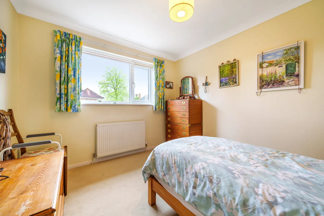 Grimsdyke Crescent, High Barnet, EN5 photo 13