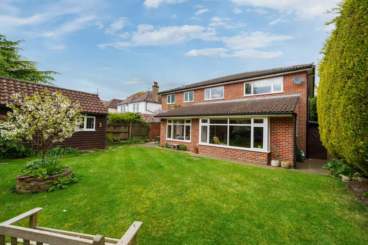 Grimsdyke Crescent, High Barnet, EN5 photo 20