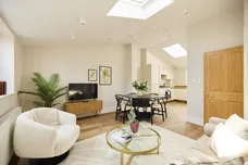 28 Tooting High Street, London, SW17 photo 1