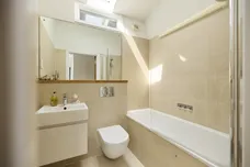 28 Tooting High Street, London, SW17 photo 8