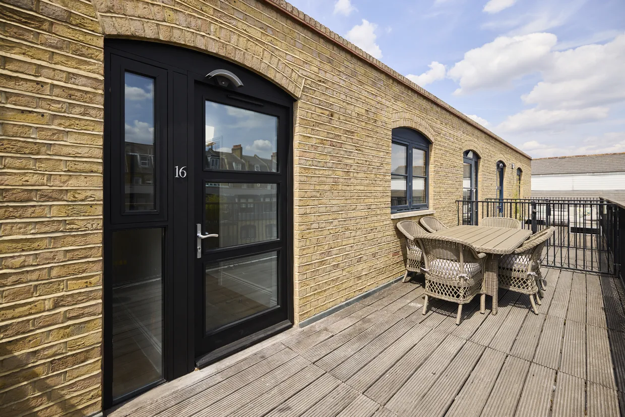 28 Tooting High Street, London, SW17 photo 9