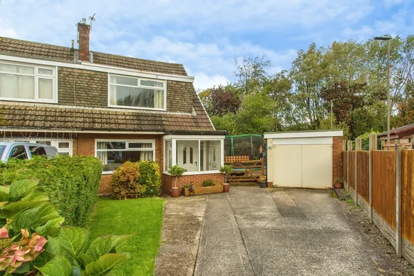 Brennand Close, Bamber Bridge, Presto...