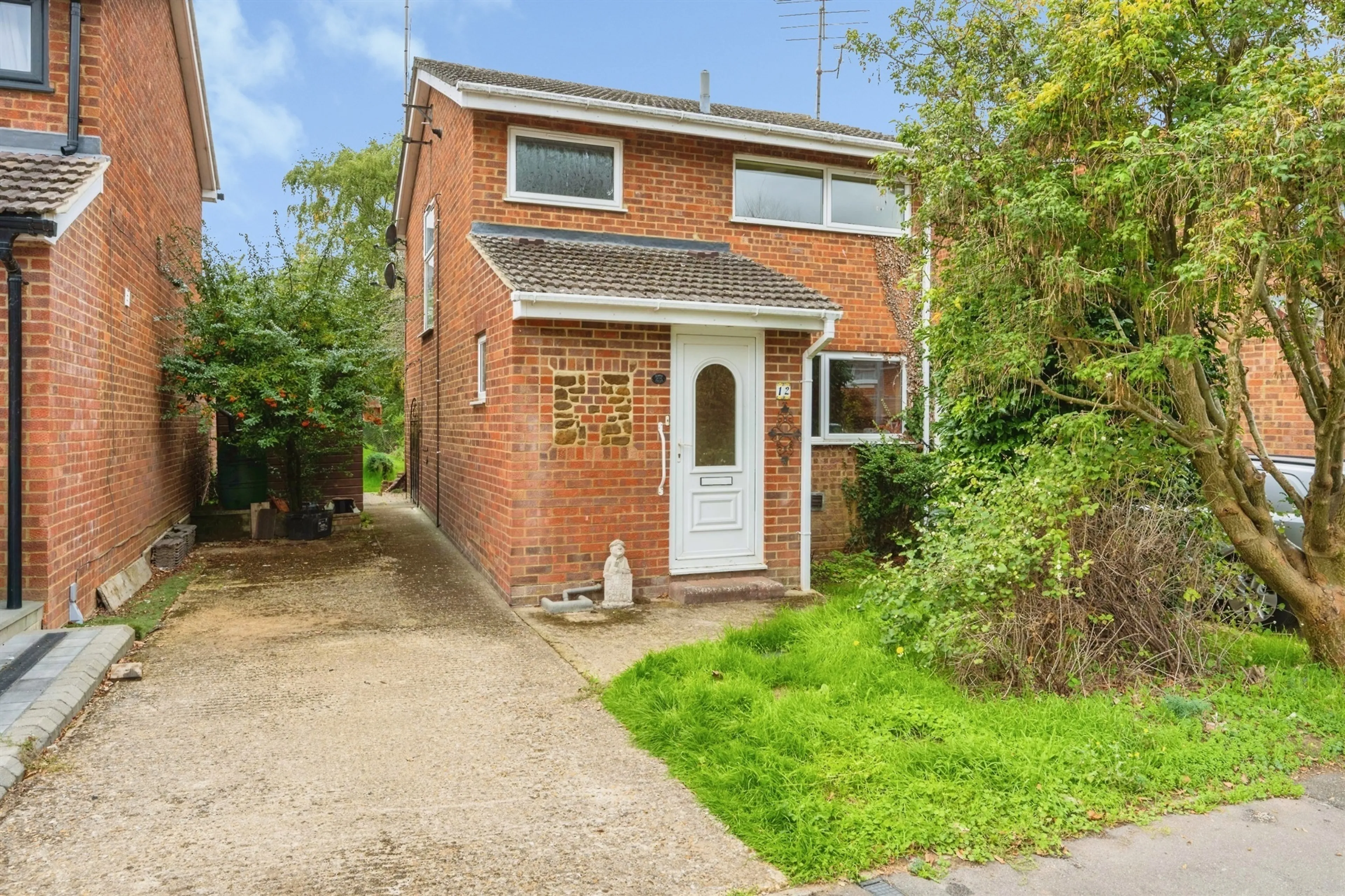 Property at Abbey Walk, Heath  Reach, Leighton Buzzard