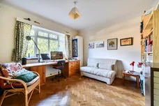Grovewood Close, Chorleywood, WD3 photo 8